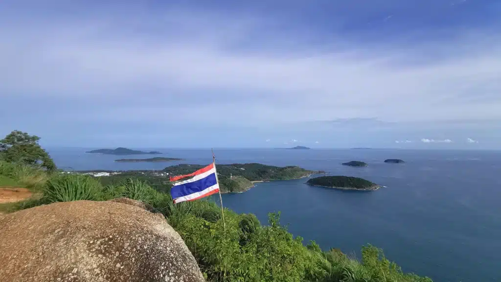 How was the Thai flag created?