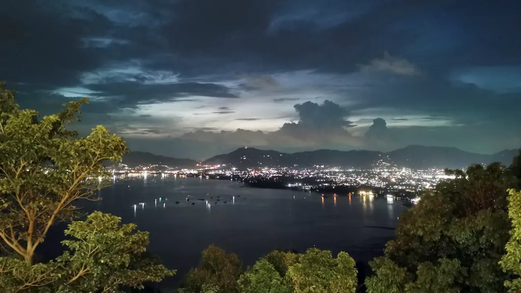 Kao Khad Views Tower