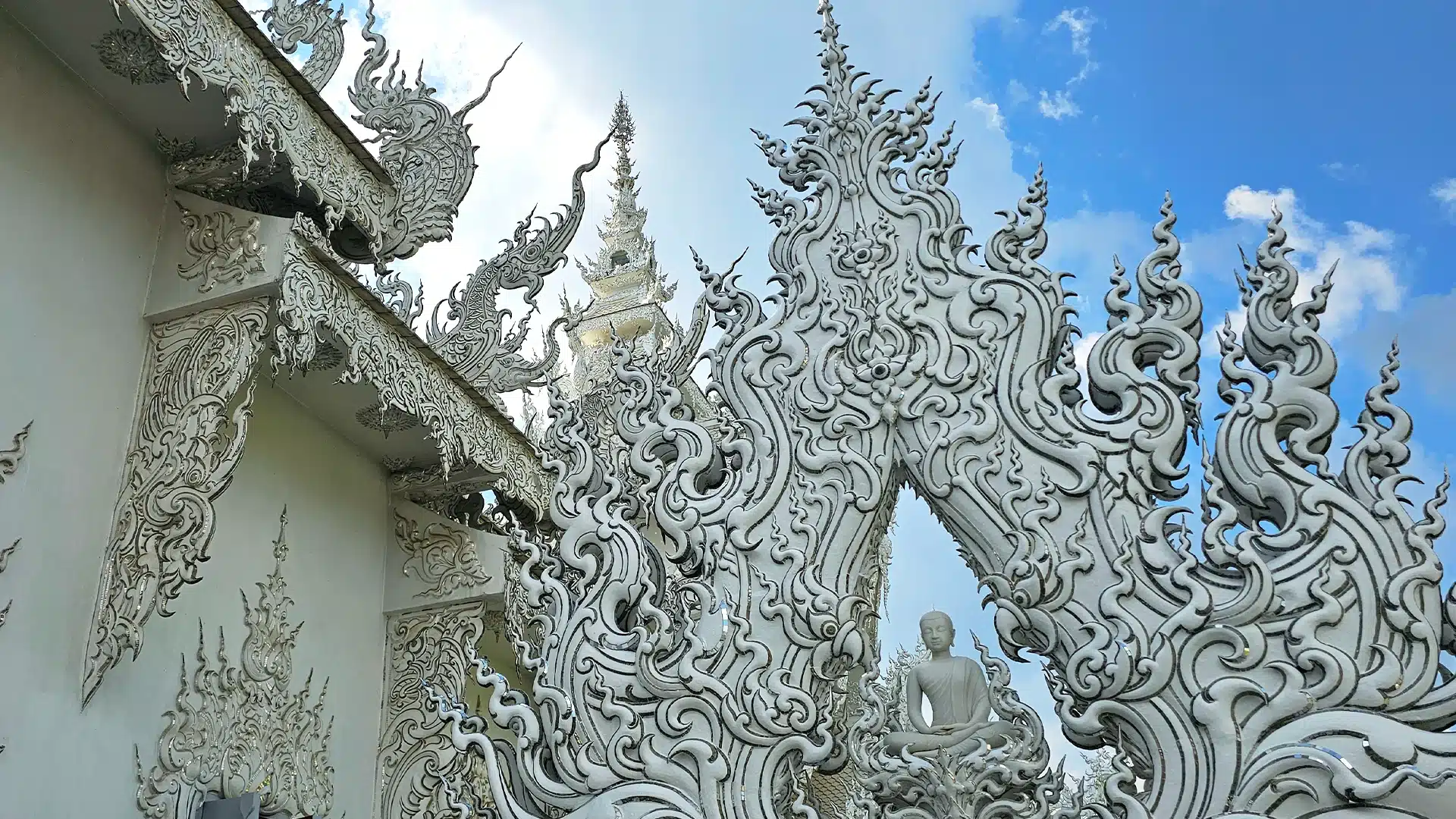 White Temple 15 | Sehenswürdigkeiten in Chiang Rai