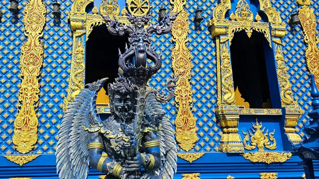 Blue Temple 11a | Sehenswürdigkeiten in Chiang Rai