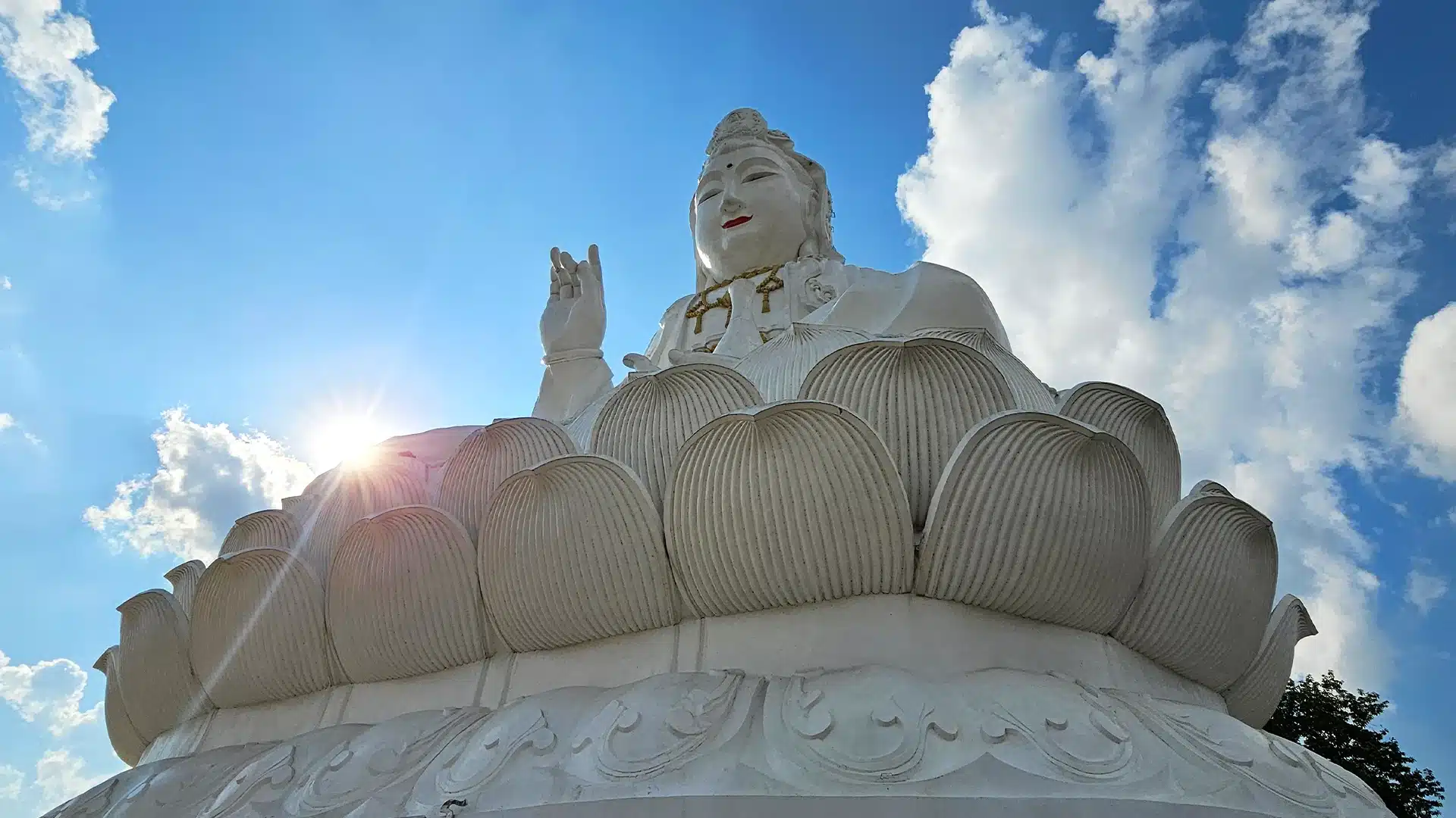 Wat Huay Pla Kang 12 | Sehenswürdigkeiten in Chiang Rai